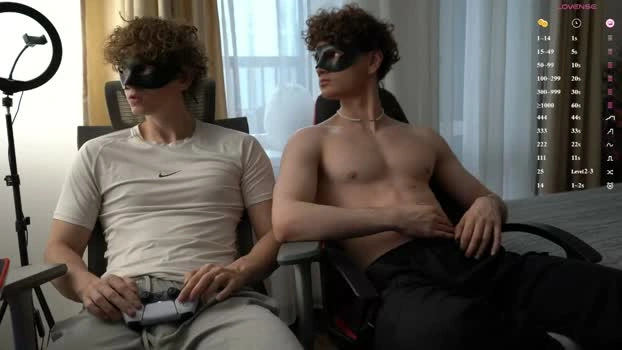 adam21boy 23-04-2026 Gay play XXX Video