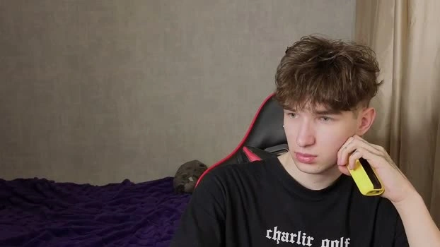 drinklinov 22-04-2026 Gay amateur fingers Video