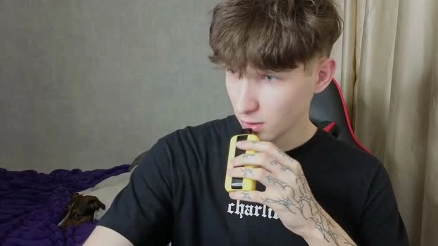 drinklinov 23-04-2026 Gay fuck fuckface Video