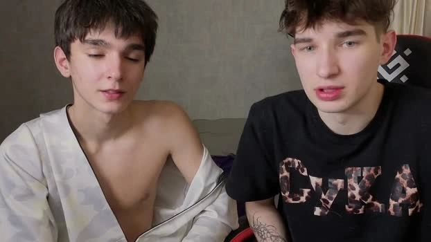 drinklinov 24-04-2026 Gay Show Nude Video