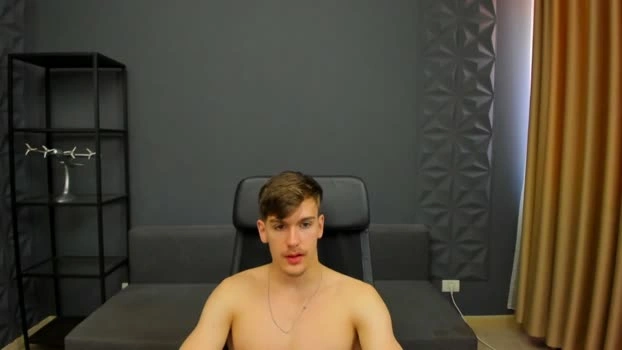 bradyflint 27-04-2026 Gay bigcock suckcock Video