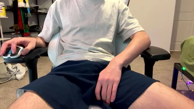 ufjsvskcn 27-04-2026 Gay play suckcock Video