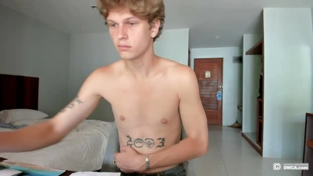 maxim_burn 28-04-2026 Gay kiss spank Video