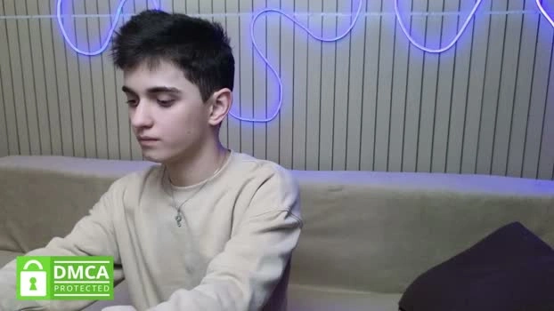 alexander_18_xxl 28-04-2026 Gay suck Naked Video