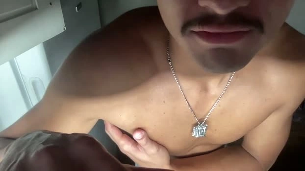 brokehungcollegeguy 29-04-2026 Gay kissing analtoy Video
