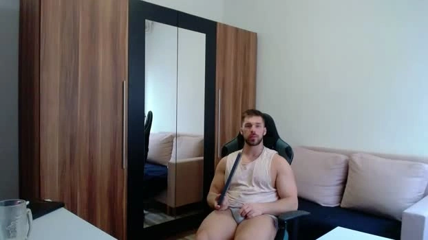 darius_94 30-04-2026 Gay horny big Video