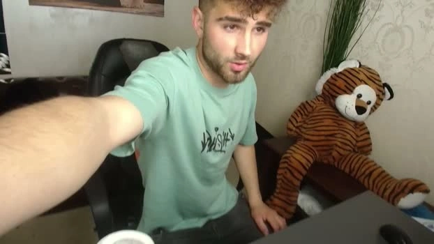 kyloeast 30-04-2026 Gay bigtoys deep Video
