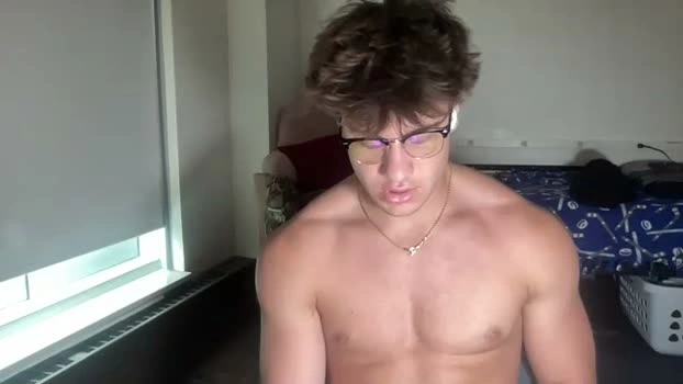 jake_brick 30-04-2026 Gay kiss love Video