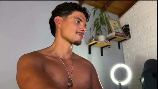 daniel0910s 03-05-2026 Gay spanking Cam Video