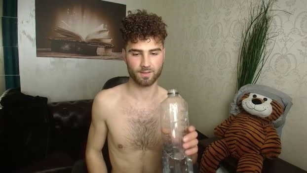 kyloeast 03-05-2026 Gay Ass beauty Video