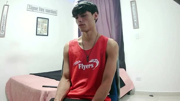 harrythomson1 03-05-2026 Gay amateur suckshow Video