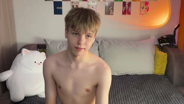 metratok 04-05-2026 Gay bigtoys show Video