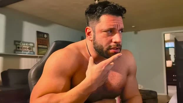 pizza_biceps 04-05-2026 Gay kissing big Video
