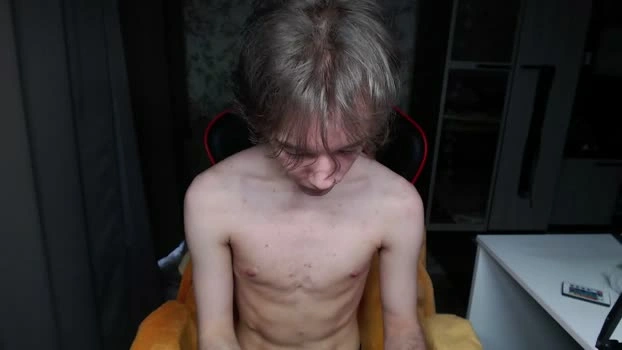 ervi_ 05-05-2026 Gay jerkoff cute Video