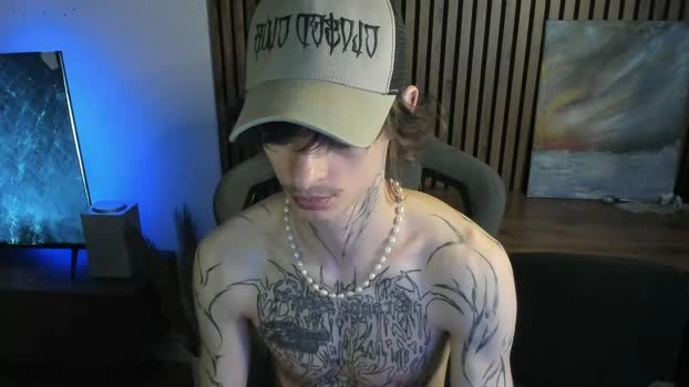 oliverrgroove 05-05-2026 Gay bigass Topless Video