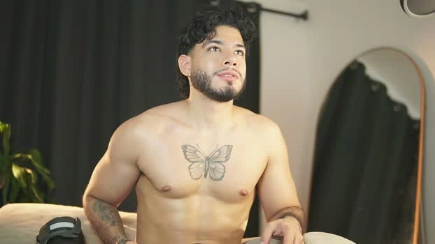jadenfeynman 08-05-2026 Gay bicurious kissing Video