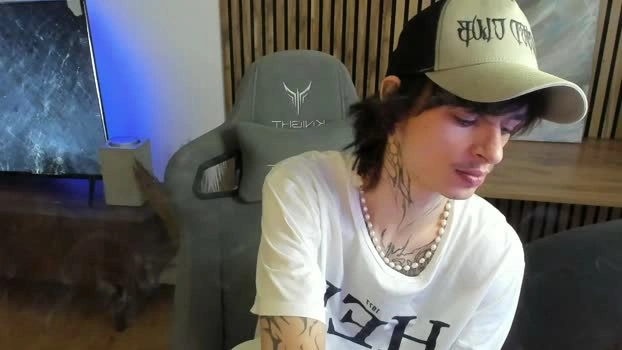 oliverrgroove 07-05-2026 Gay horny blowjob Video