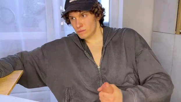 estremecerse 09-05-2026 Gay show kinky Video