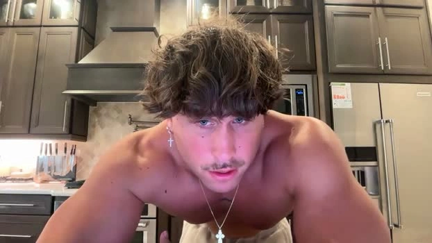 hungkingg22 10-05-2026 Gay suck yummy Video