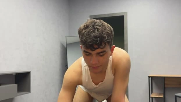 maxwoolf 11-05-2026 Gay Show orgasm Video