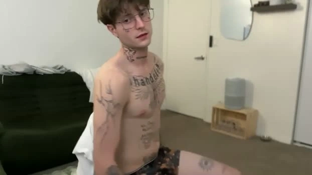 prettyboyszn 12-05-2026 Gay legs sexymale Video