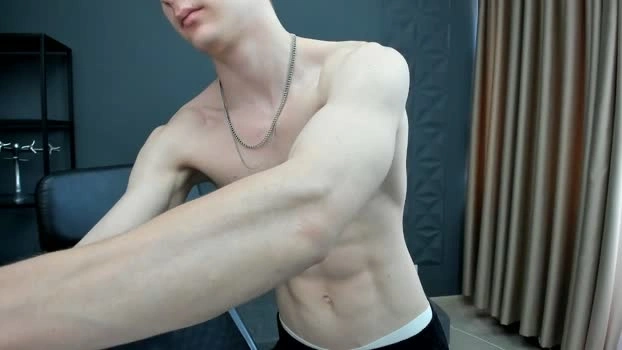 bradyflint 13-05-2026 Gay big deep Video