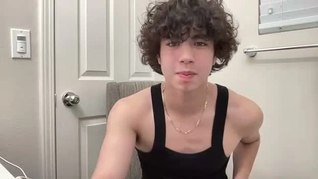 chris_baker1 13-05-2026 Gay deepthroat bigballs Video