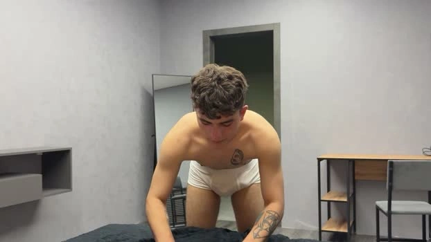 maxwoolf 12-05-2026 Gay cute naughty Video