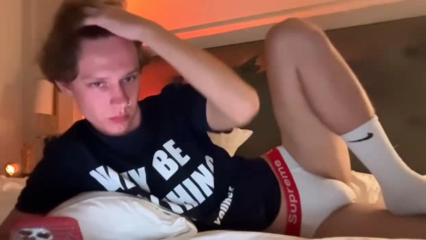 s0fttwink 13-05-2026 Gay suckcock love Video