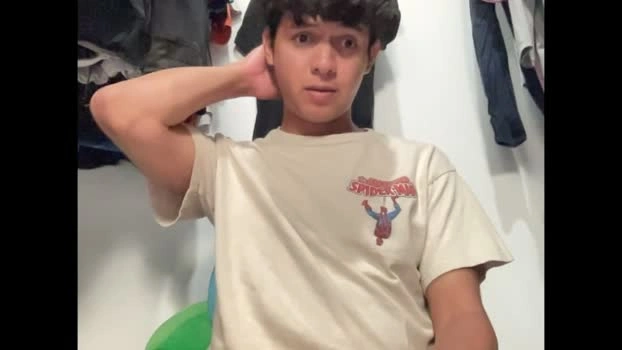 basicflxpx 15-05-2026 Gay skinny kiss Video