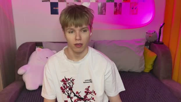 metratok 15-05-2026 Gay fingers Topless Video
