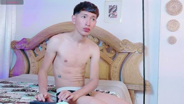 yeremmy_twink 15-05-2026 Gay kiss ass Video