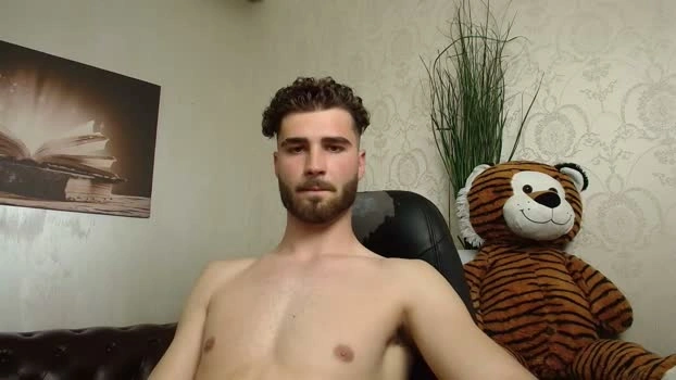 kyloeast 17-05-2026 Gay strip handsome Video