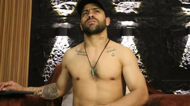 leo_diaz01 18-05-2026 Gay wank sexyfeet Video