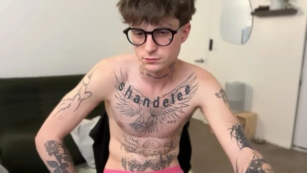 prettyboyszn 18-05-2026 Gay horny Cam Video