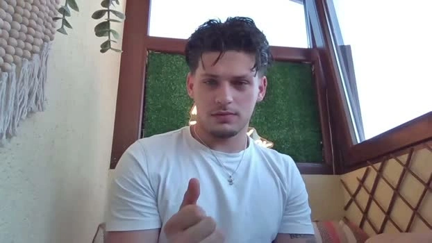 roberto_twink1 18-05-2026 Gay big ass Video