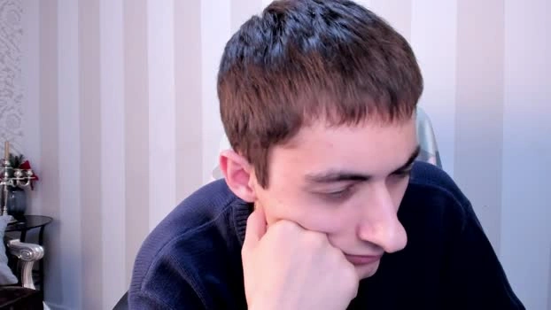 ronbevs 18-05-2026 Gay sexybody spank Video