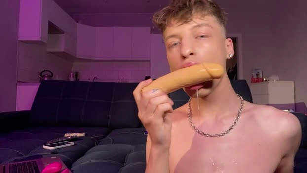andytwinkkk 18-05-2026 Male deepthroat jerkoff Video