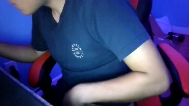 lilcruz31 19-05-2026 Male spanking play Video