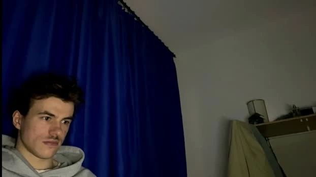 yayay333 19-05-2026 Male Topless sexyfeet Video