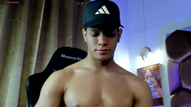 tony_petrov 20-05-2026 Male big show Video