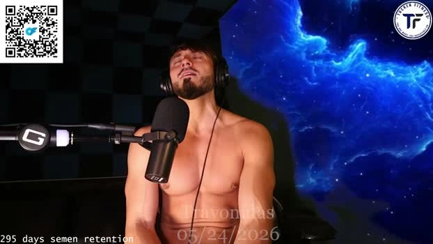 travonidas 24-05-2026 Male kissing fingering Video