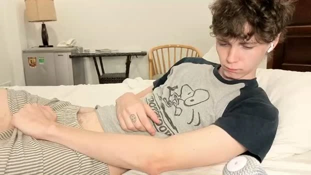 doedeeer 26-05-2026 Male harddick sexyfeet Video
