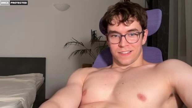 johnnnyhorny 25-05-2026 Male natural bigballs Video