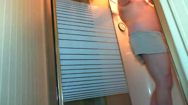 f4rtmaker 27-05-2026 Male show lick Video