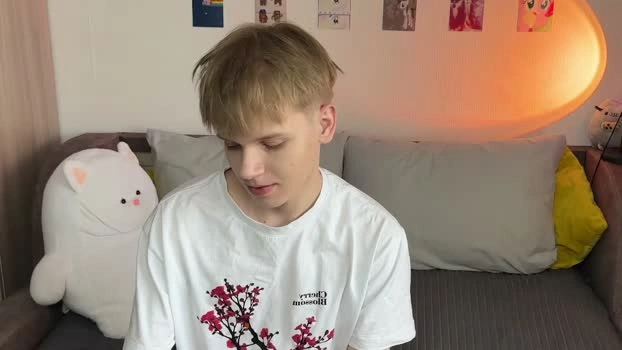 metratok 26-05-2026 Male twink suckcock Video