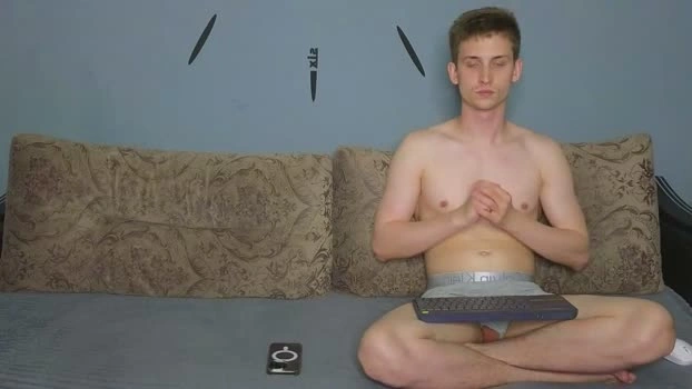 pupsenish 26-05-2026 Male sexymale legs Video