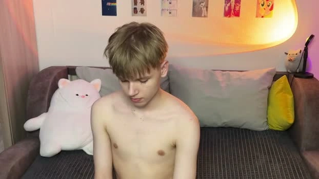 metratok 27-05-2026 Male sexyfeet fingering Video