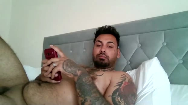 sugarbear2310 29-05-2026 Male suckshow prettyface Video