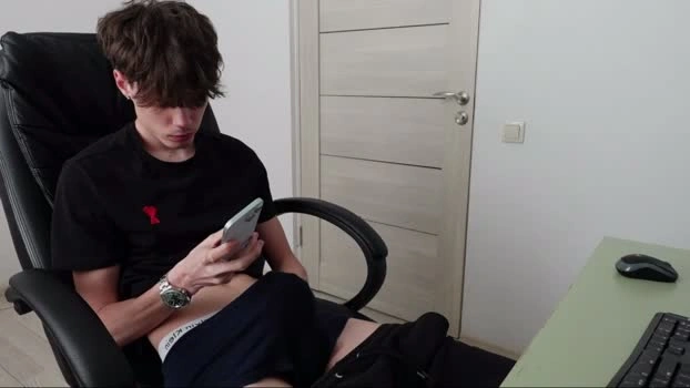 thomas_brons 28-05-2026 Male bicurious dirty Video